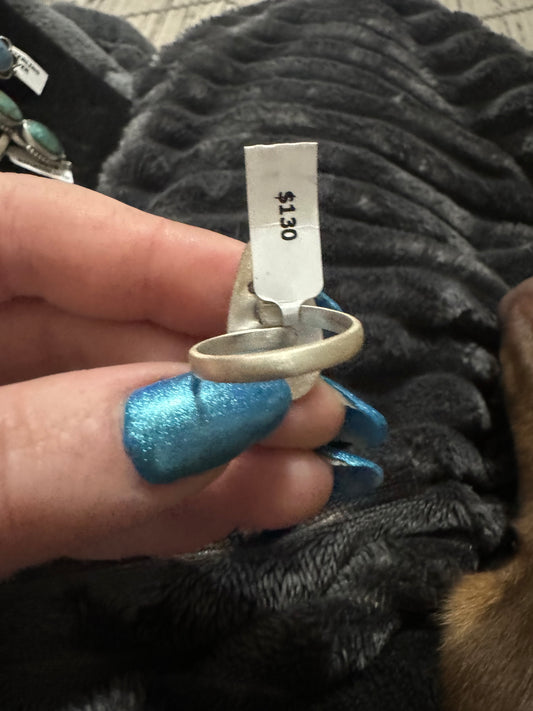 Pink conch teardrop adjustable ring