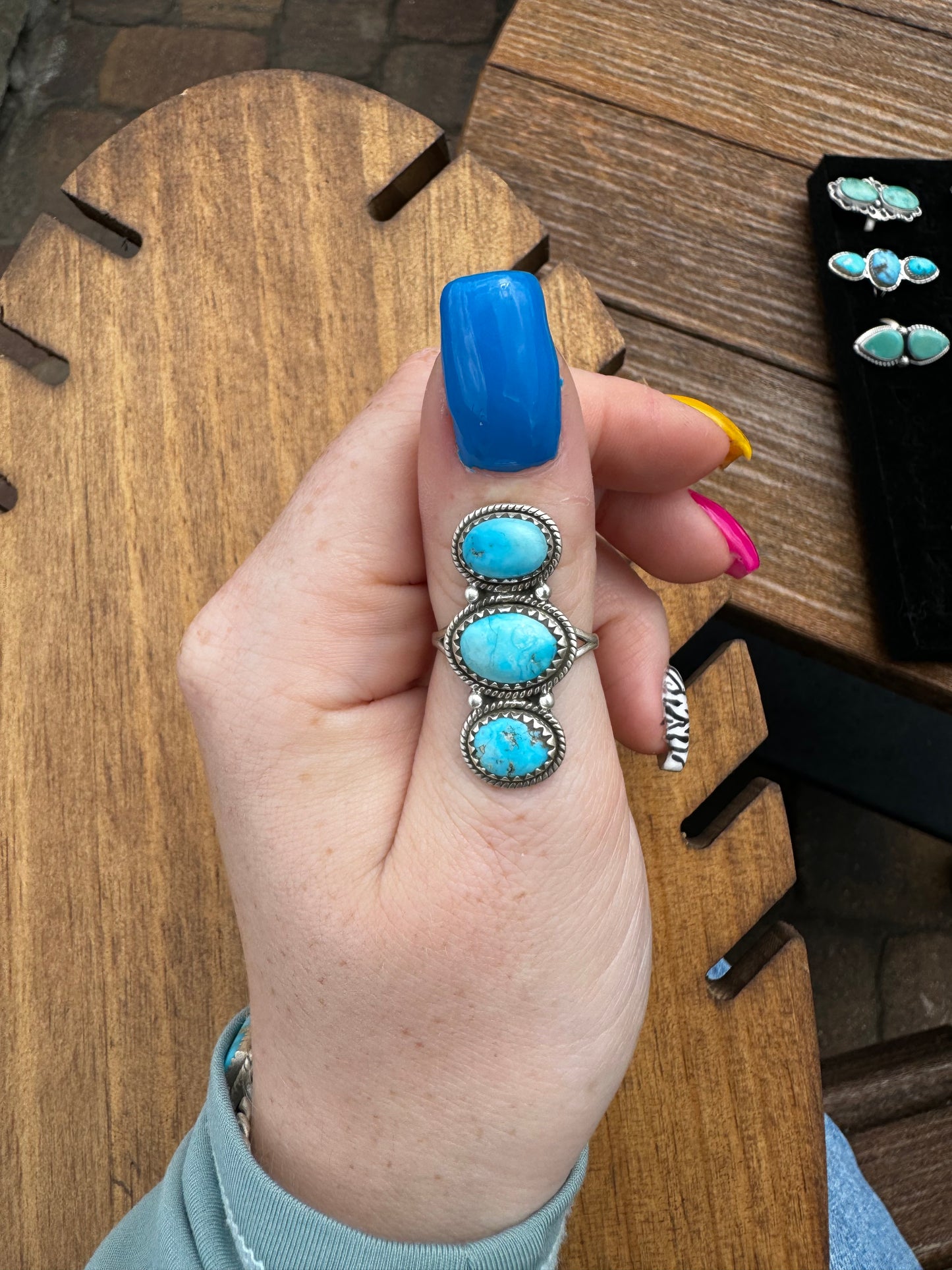 Sz 8 3 stone whitewater turquoise ring