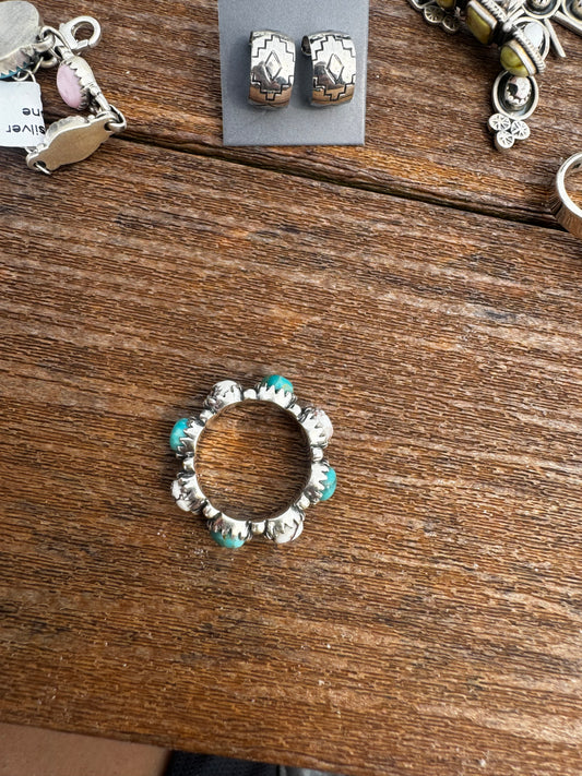 sz 6 wild horse and Kingman turquoise eternity band
