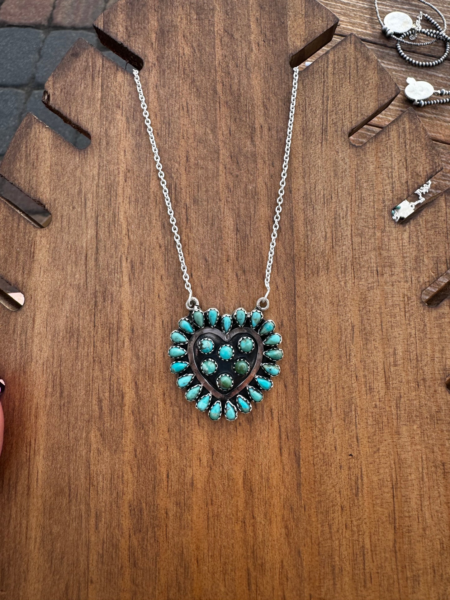 Kingman turquoise heart cluster necklace