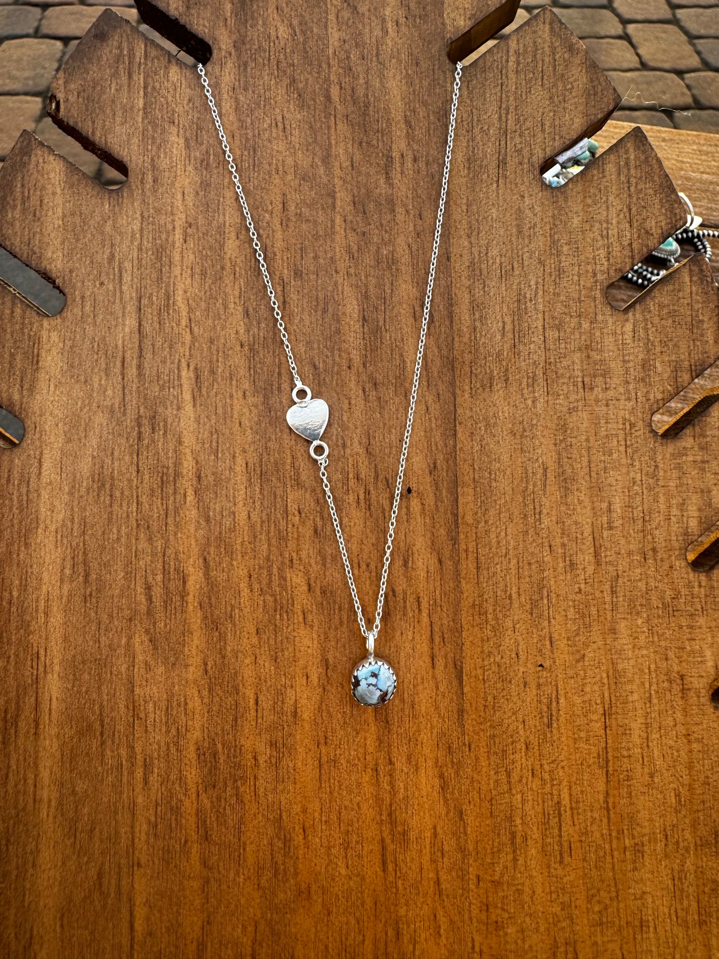 Dainty golden hills necklace with heart
