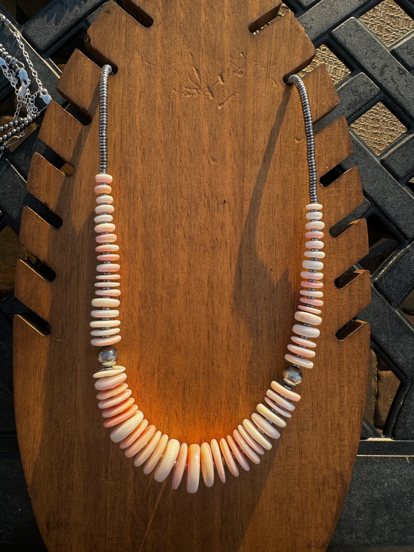 Pink conch shell pearl necklace 22”