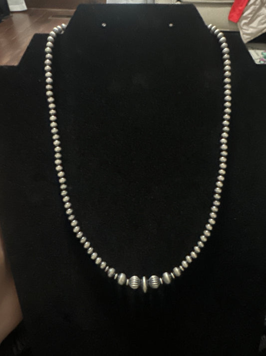 4mm pearl melon saucer necklace