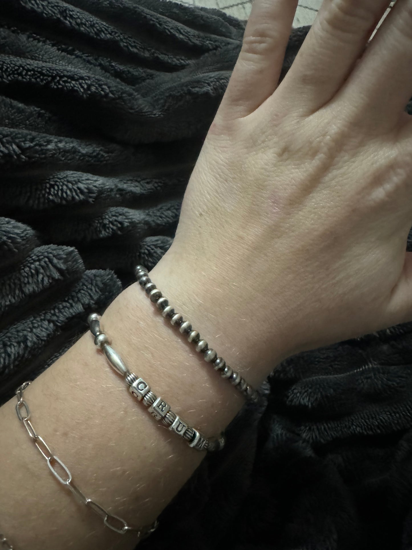 4mm pearl stretch bracelet