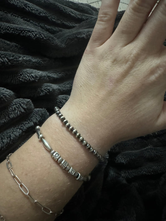 4mm pearl stretch bracelet