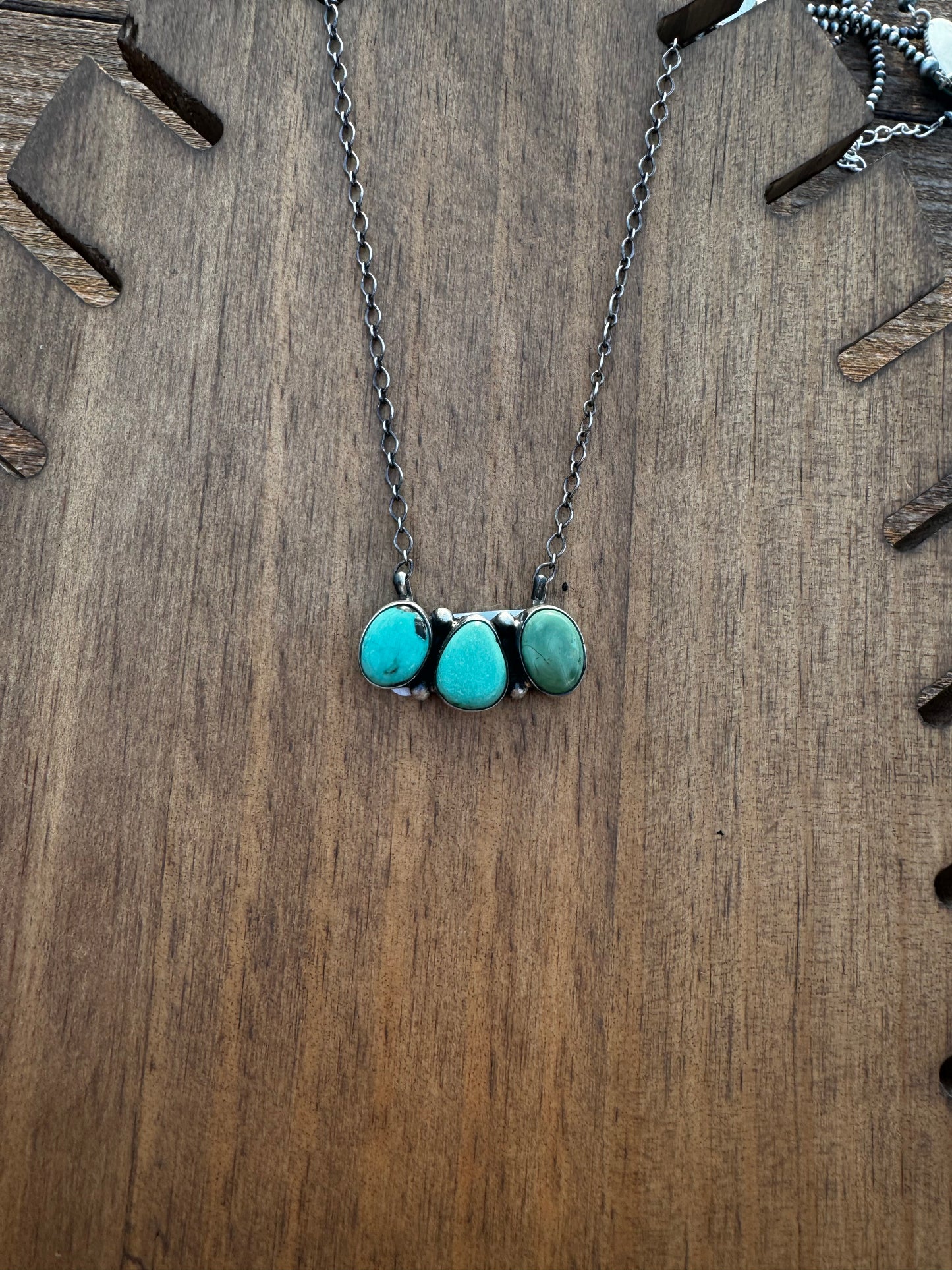 Native made 3 stone Royston turquoise bar necklace