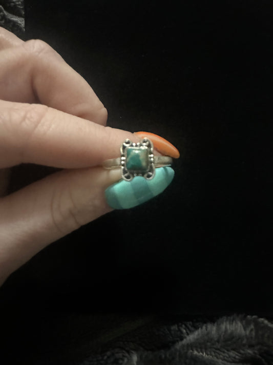 Sz 8 dainty square turquoise ring