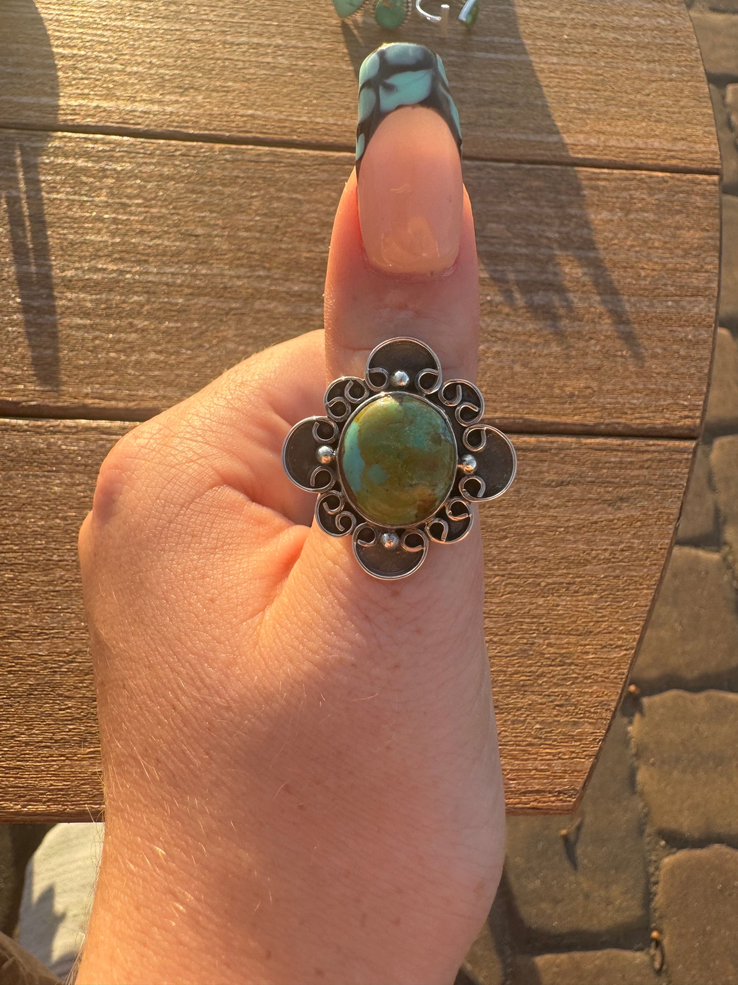 Sz 9 turquoise flower ring