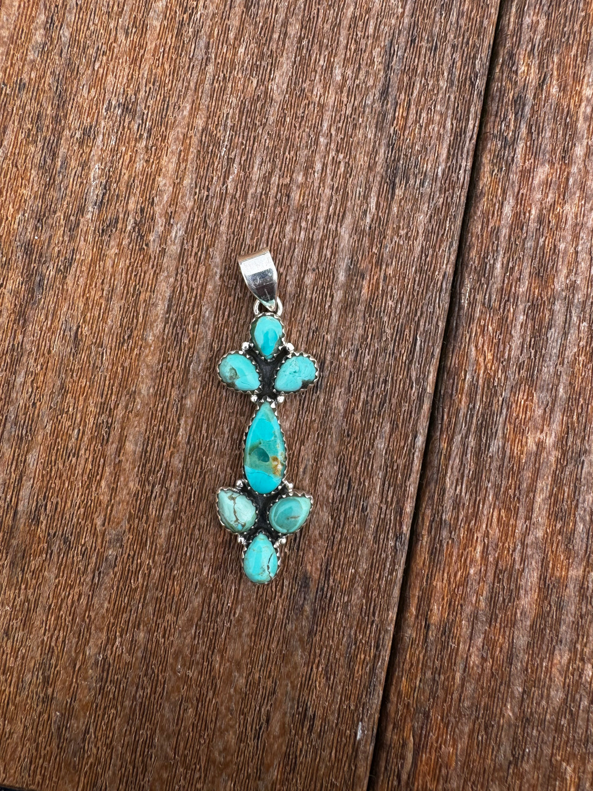 Kingman turquoise cluster pendant