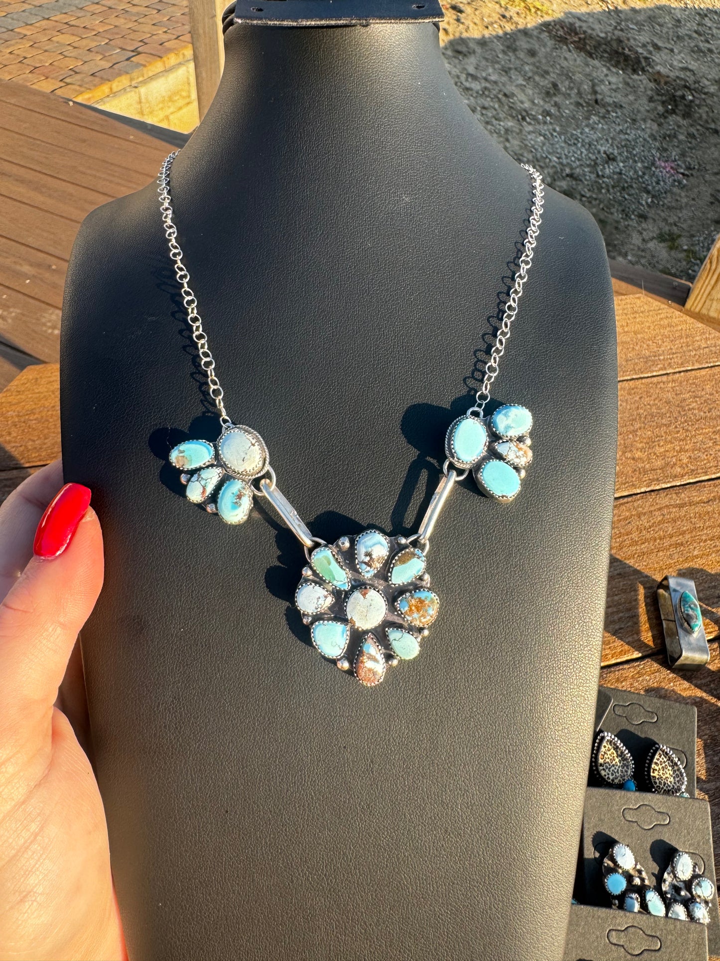 Golden hills turquoise cluster lariat necklace