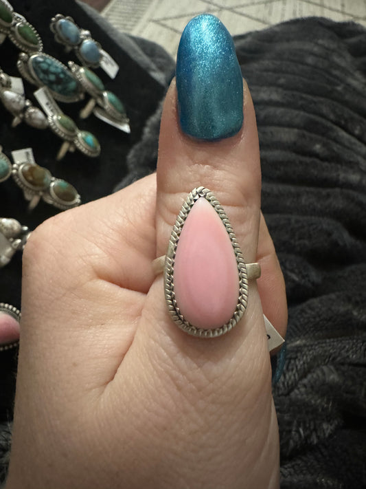 Pink conch teardrop adjustable ring