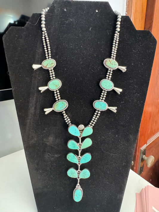 Kingman turquoise lariat type necklace