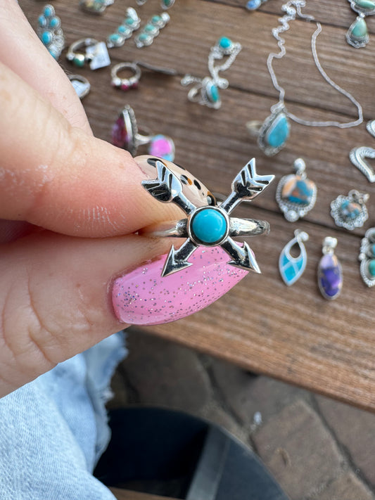 Sz 7 dainty arrow turquoise ring
