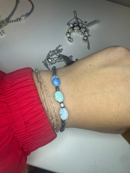 Golden hills turquoise and pearl stretch bracelet