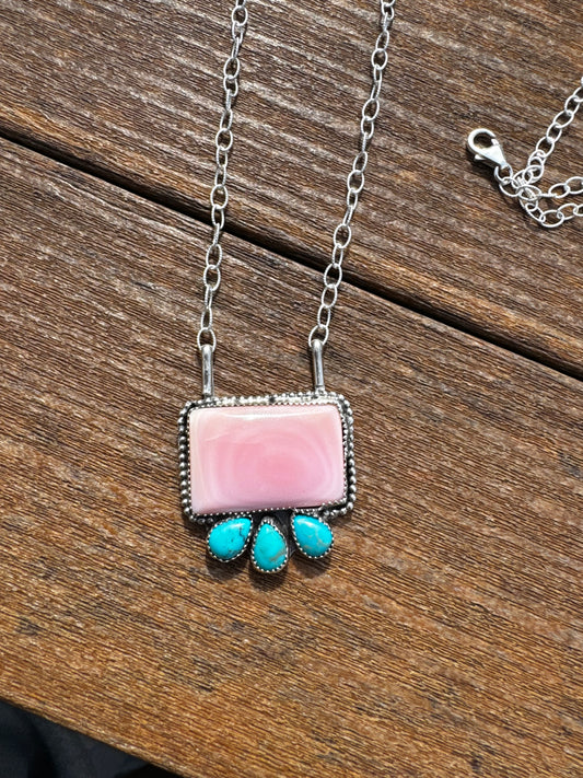 Pink conch and turquoise bar necklace