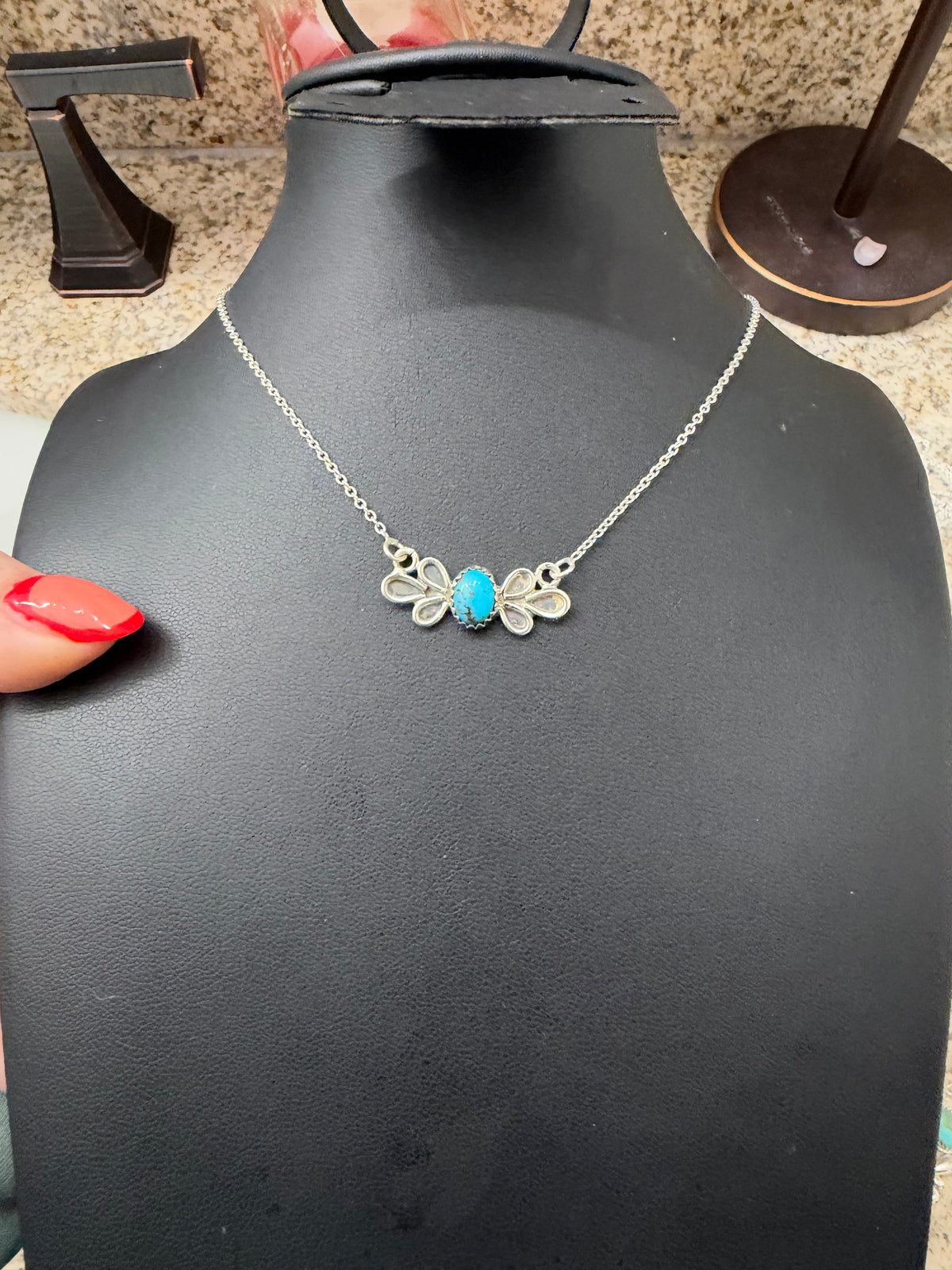 Small turquoise necklace