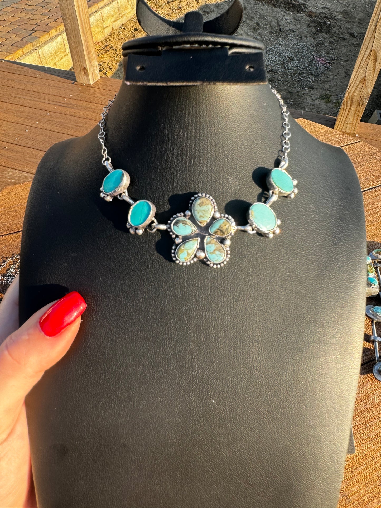 Arizona turquoise flower choker necklace