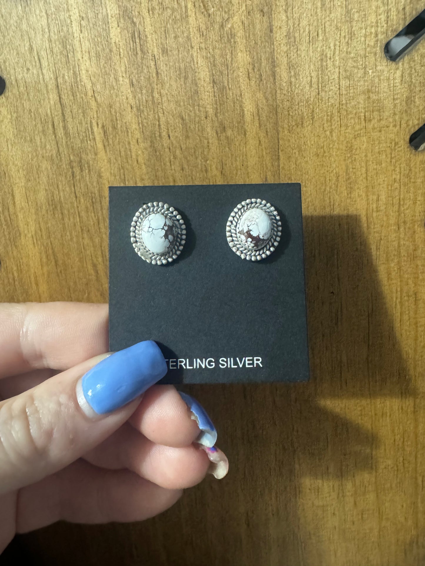 Wild horse round stud earrings