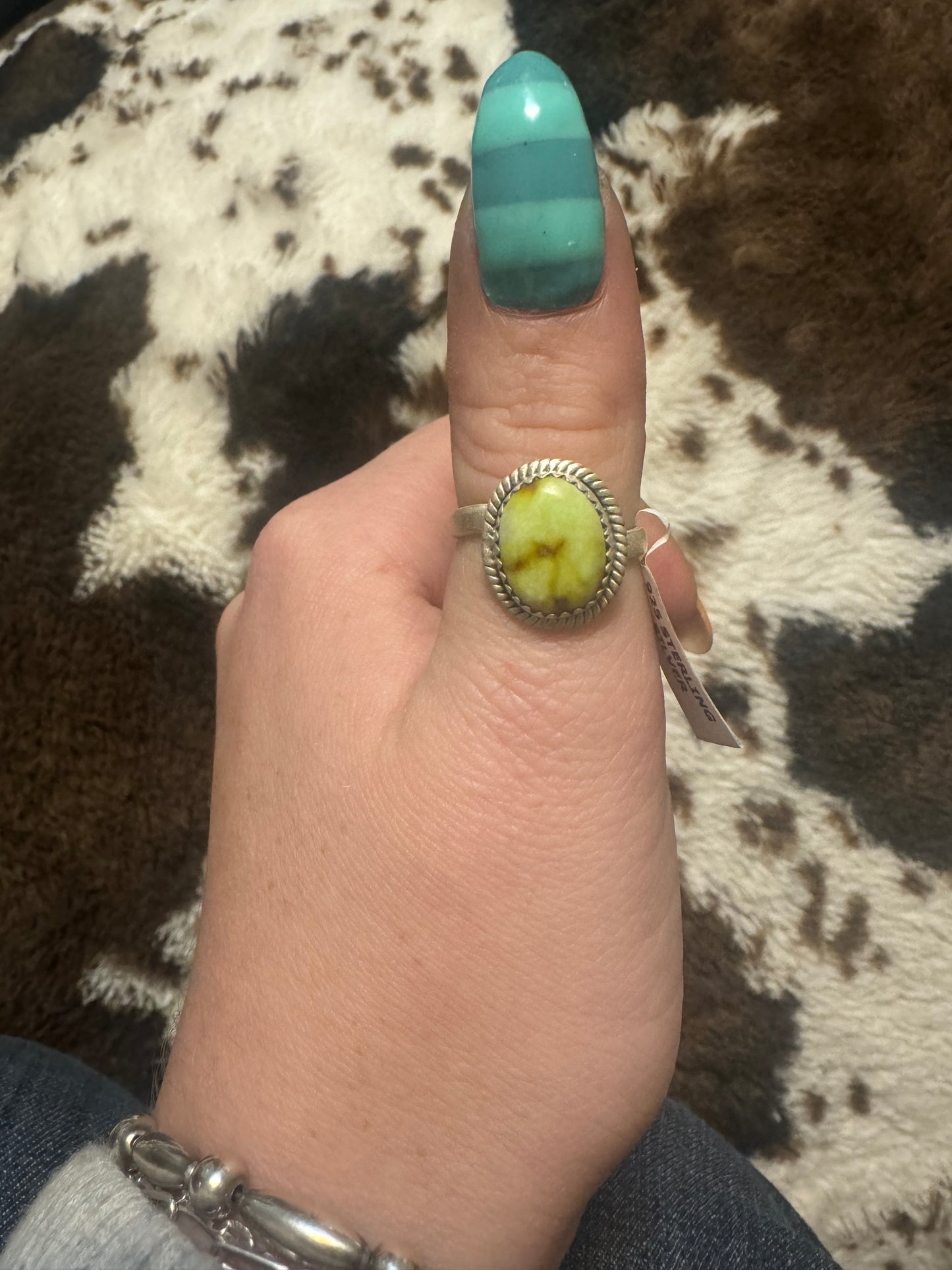 Palomino round adjustable ring