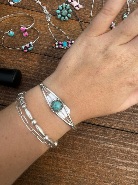 Native Esther white turquoise cuff